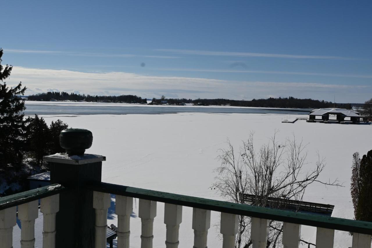 The Gananoque Inn Exteriör bild