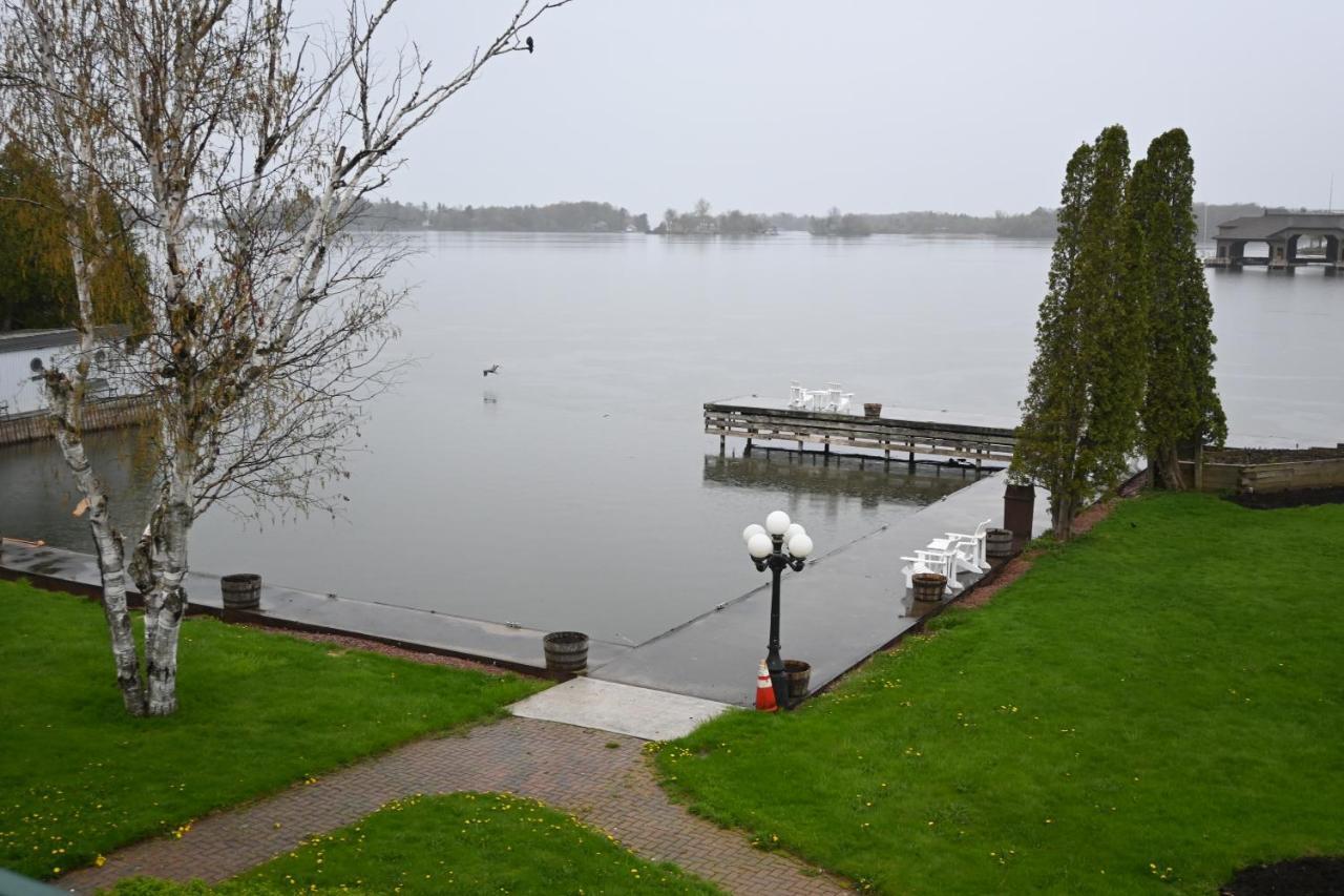 The Gananoque Inn Exteriör bild
