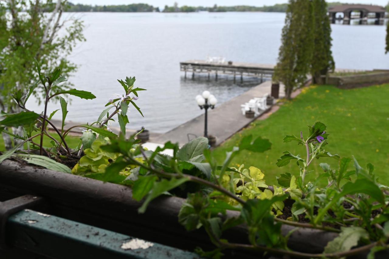 The Gananoque Inn Exteriör bild